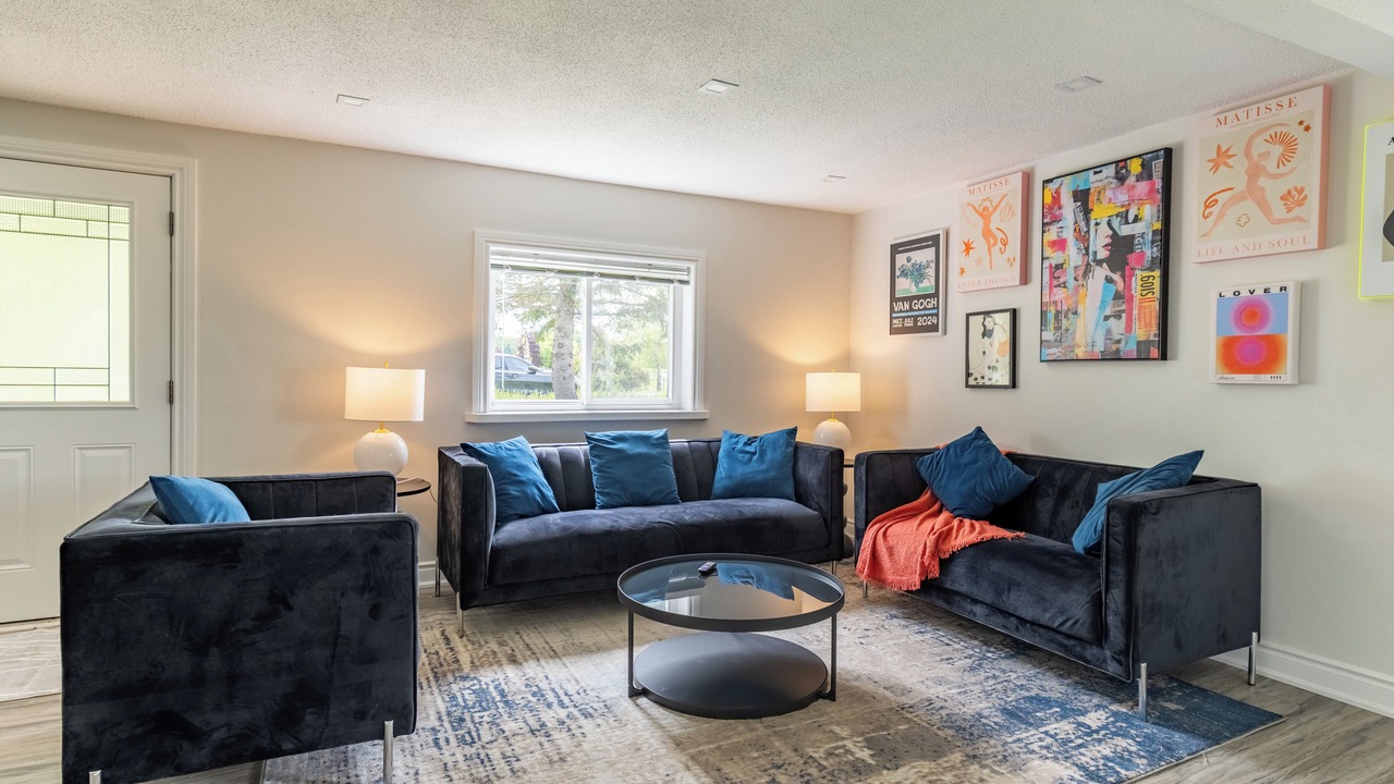 Photo of Livingroom in Erin