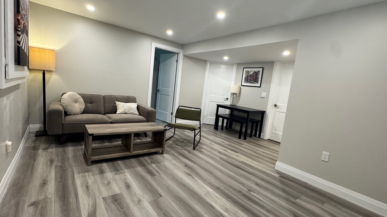 Photo of Livingroom in LaSalle
