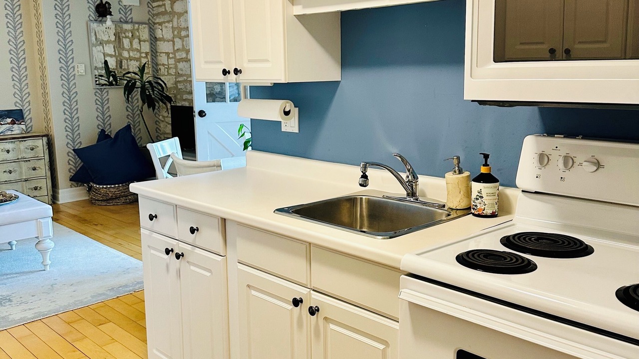 Photo of Kitchen in Amherstview