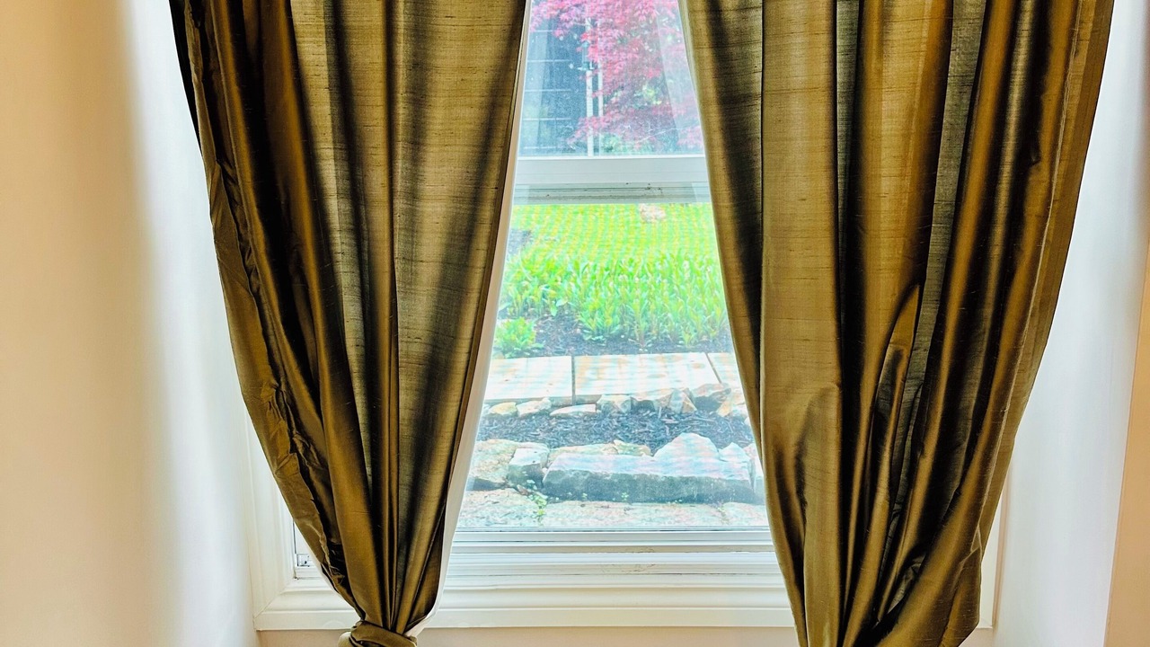 Photo of Bedroom in Amherstview