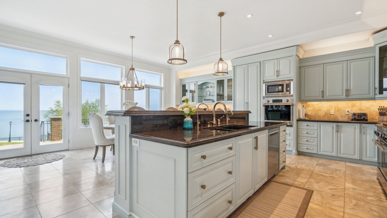 Photo of Kitchen in Stoney Creek
