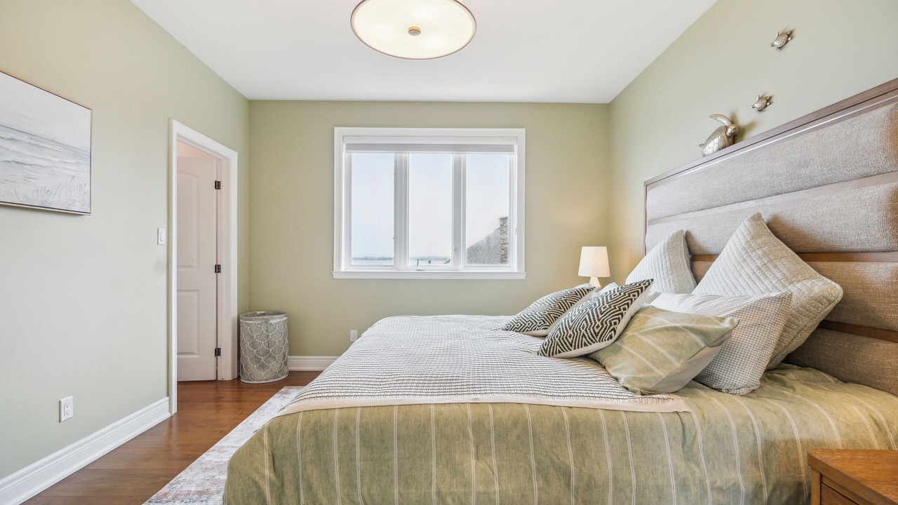 Photo of Bedroom in Stoney Creek