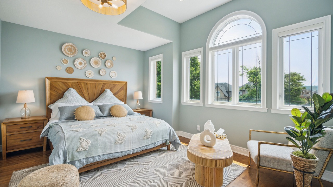 Photo of Bedroom in Stoney Creek