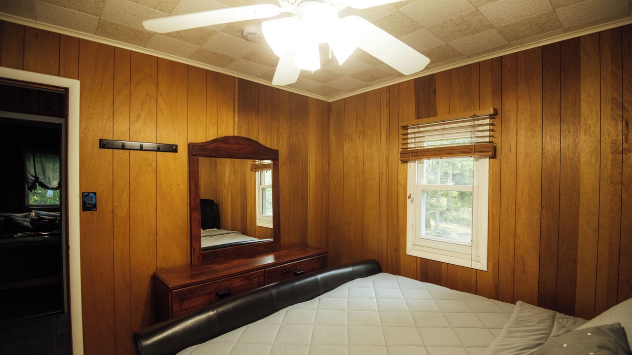 Photo of Bedroom in Saginaw