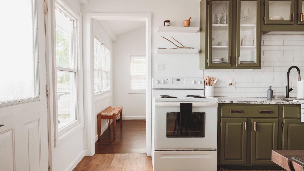 Photo of Kitchen in Kettle Point 44