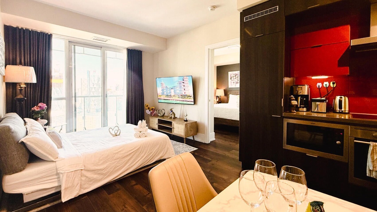 Photo of Livingroom in Toronto Entertainment District