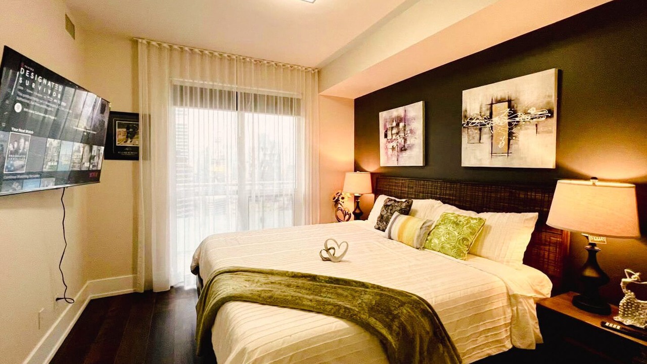 Photo of Bedroom in Toronto Entertainment District