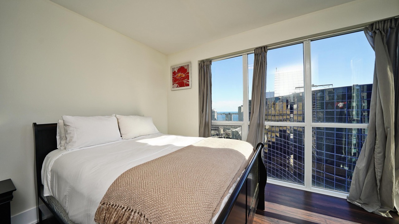 Photo of Bedroom in Toronto Entertainment District