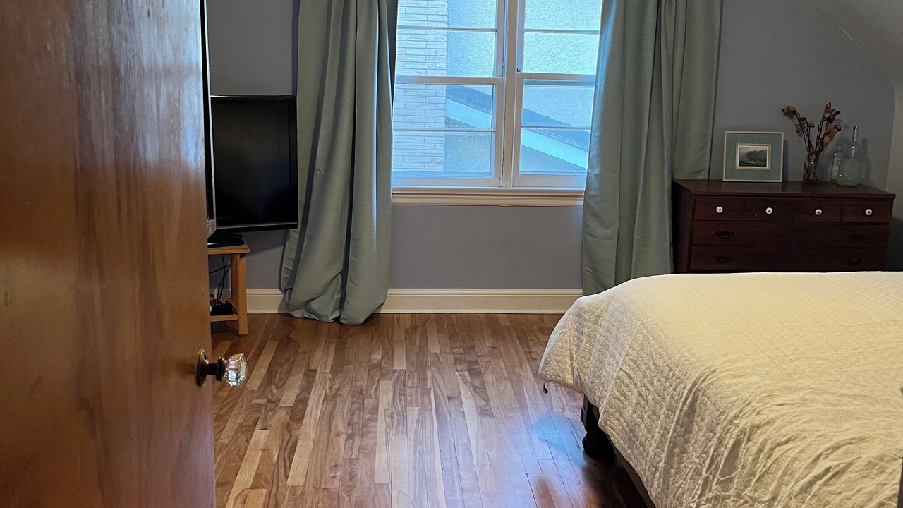 Photo of Bedroom in Ottawa Division