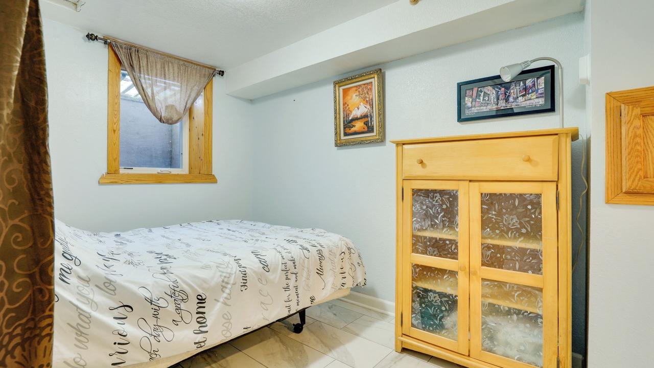 Photo of Bedroom in Oak Grove