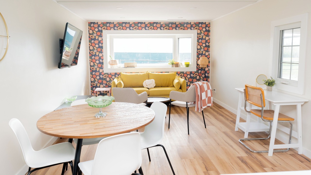Photo of Livingroom in St. Williams
