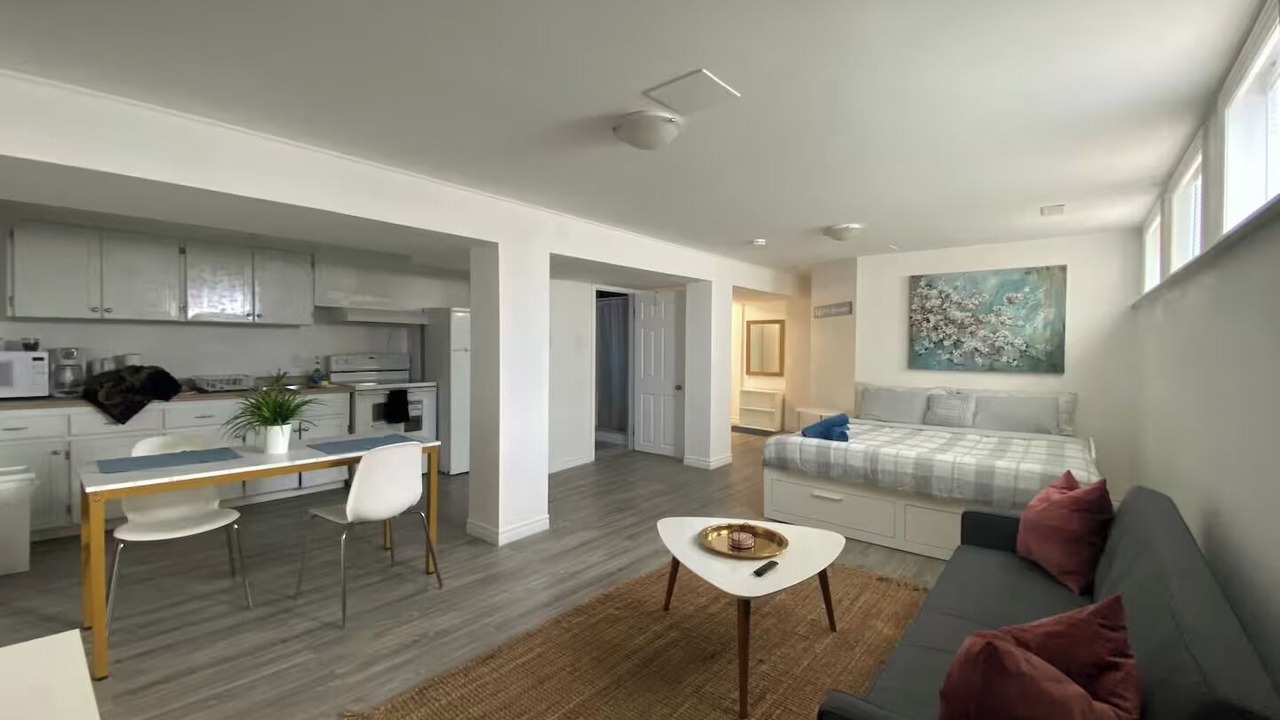 Photo of Livingroom in Victoria Village