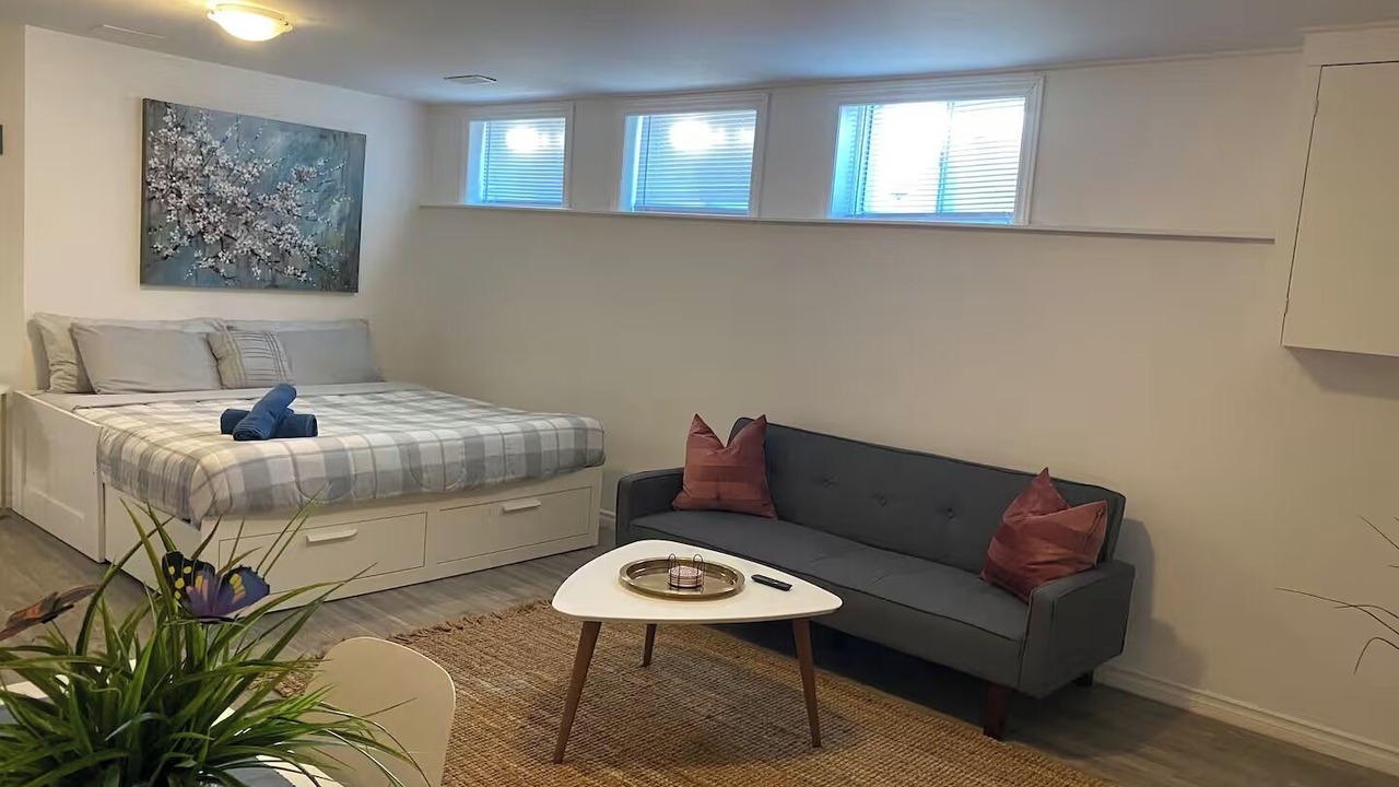 Photo of Livingroom in Victoria Village