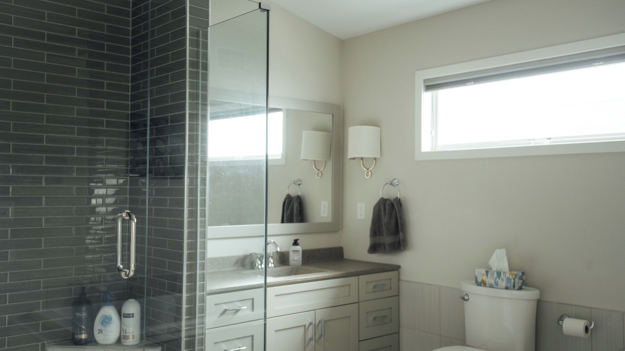 Photo of Bathroom in Park Point