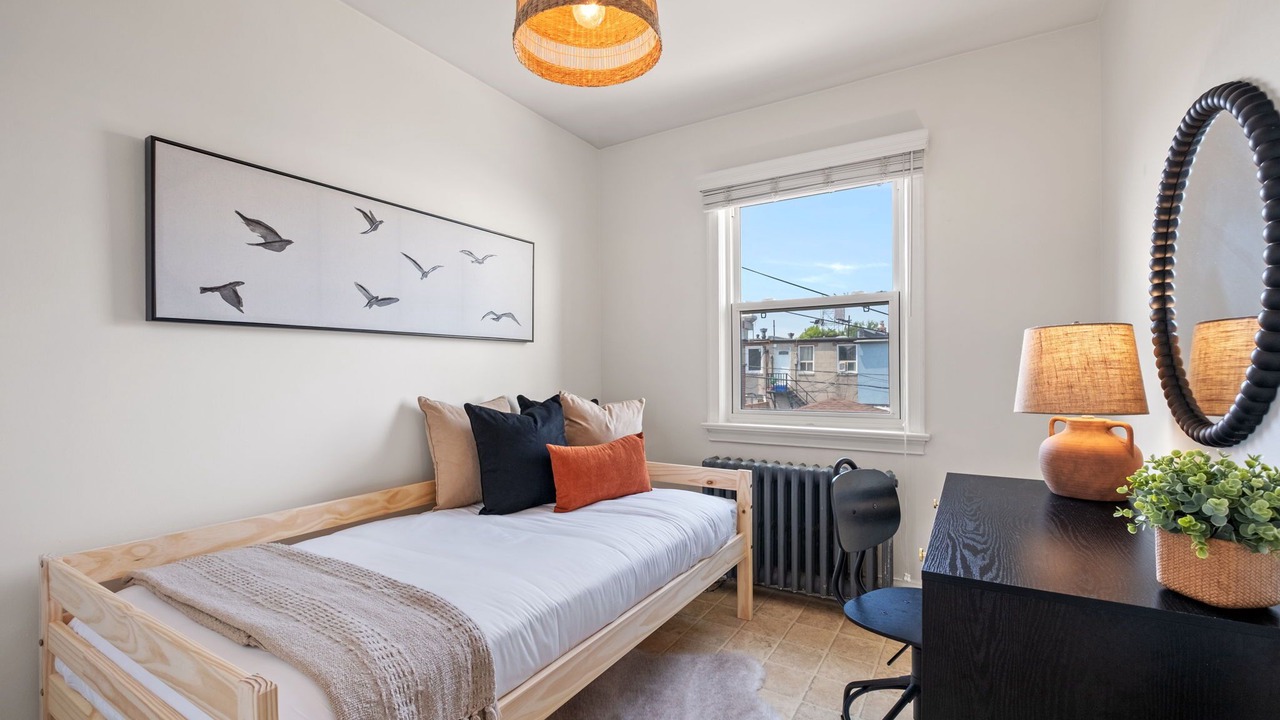 Photo of Bedroom in Oakwood Village