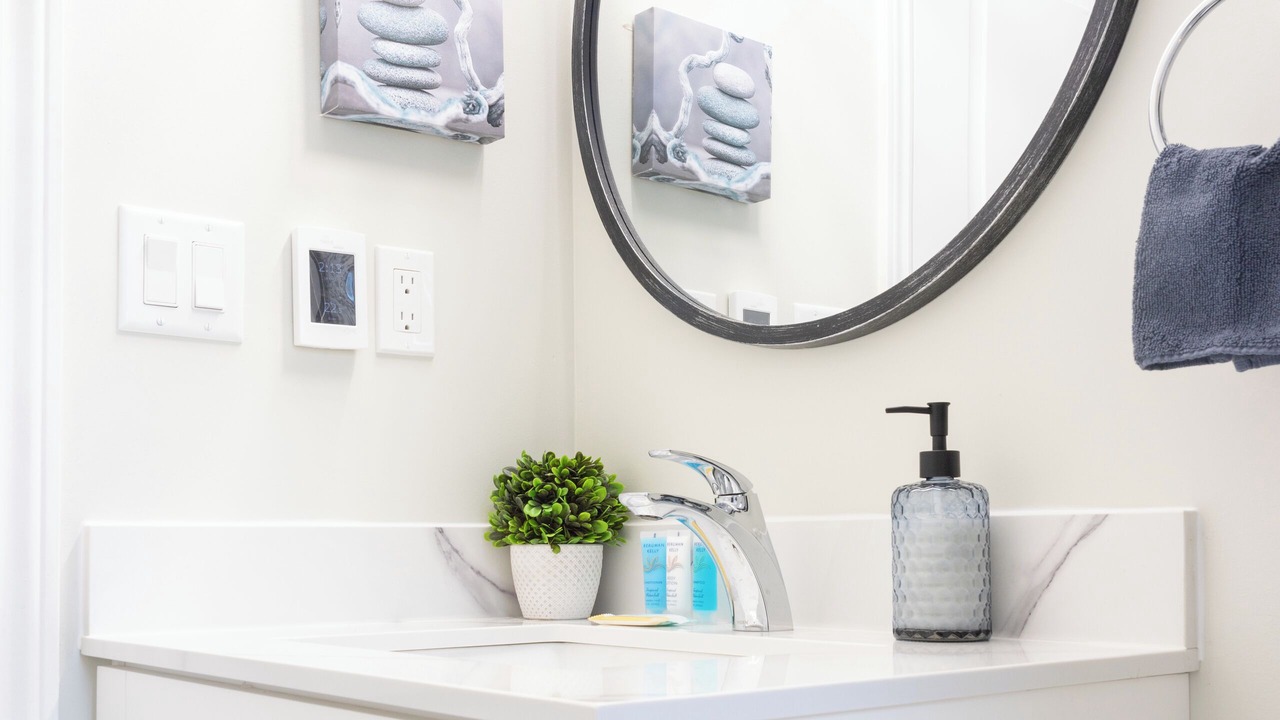 Photo of Bathroom in Cooksville