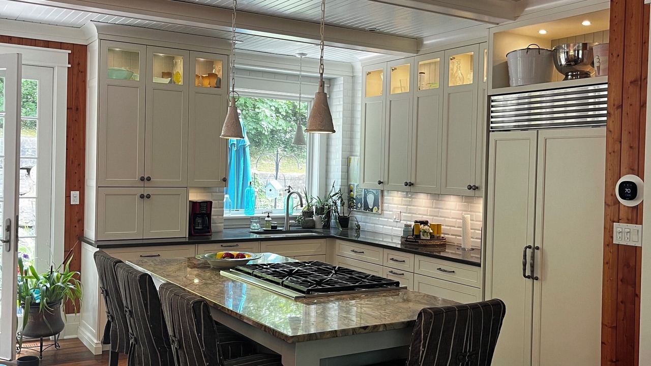 Photo of Kitchen in Grand Bend