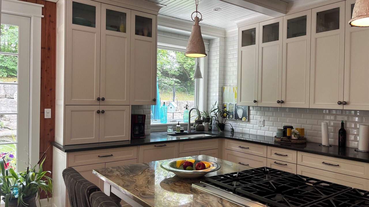Photo of Kitchen in Grand Bend