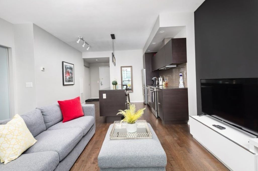 Photo of Livingroom in Toronto Entertainment District