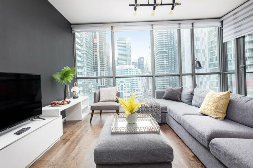 Photo of Livingroom in Toronto Entertainment District