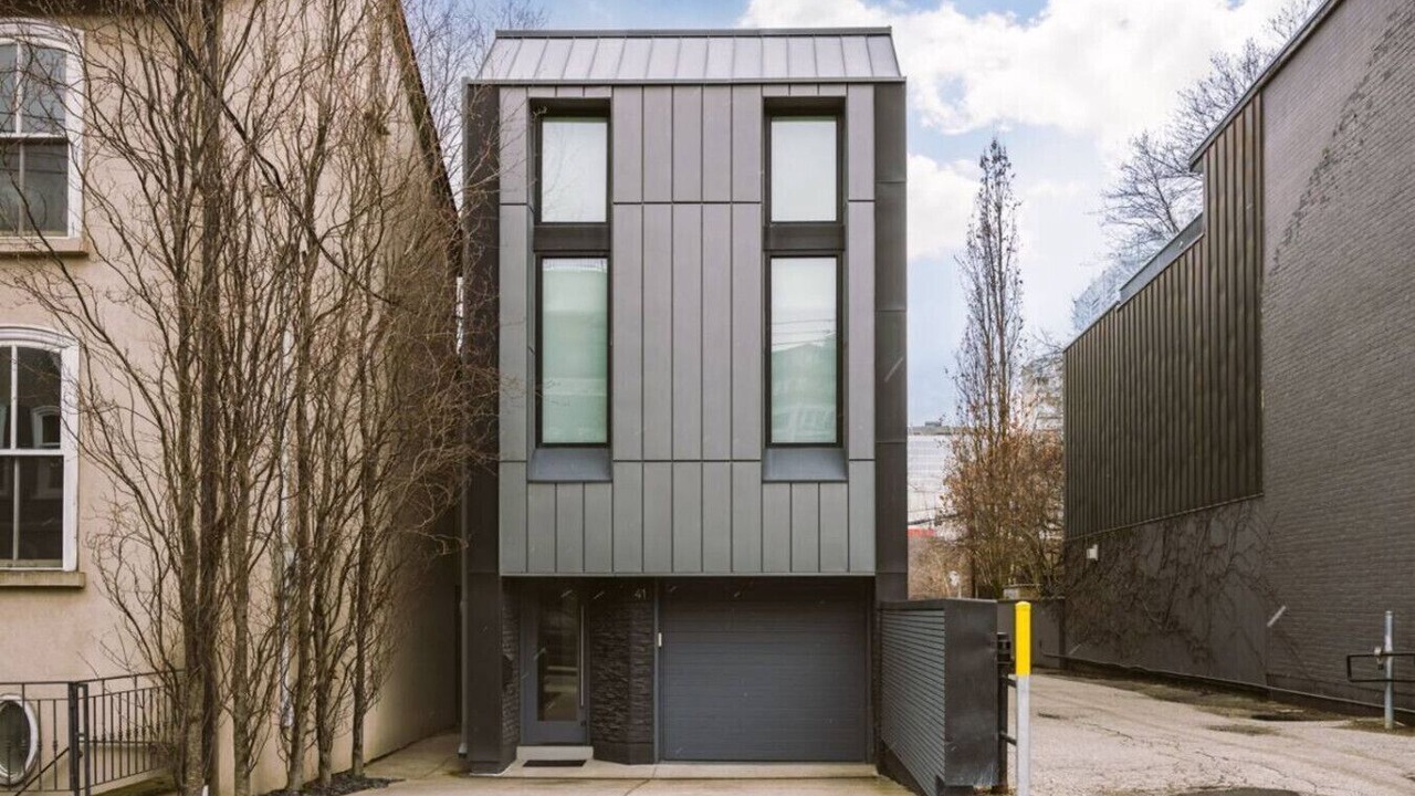 Photo of Outdoor in Bloor-Yorkville