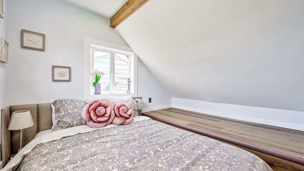 Photo of Bedroom in Gravenhurst