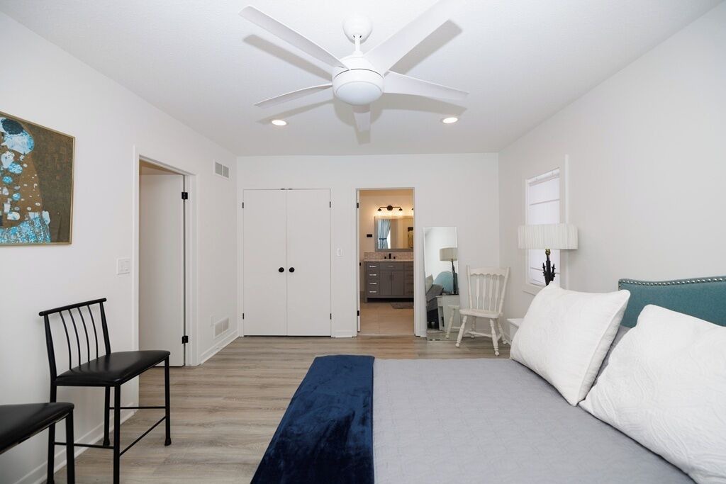 Photo of Bedroom in Port Colborne