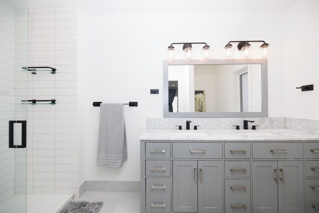 Photo of Bathroom in Port Colborne