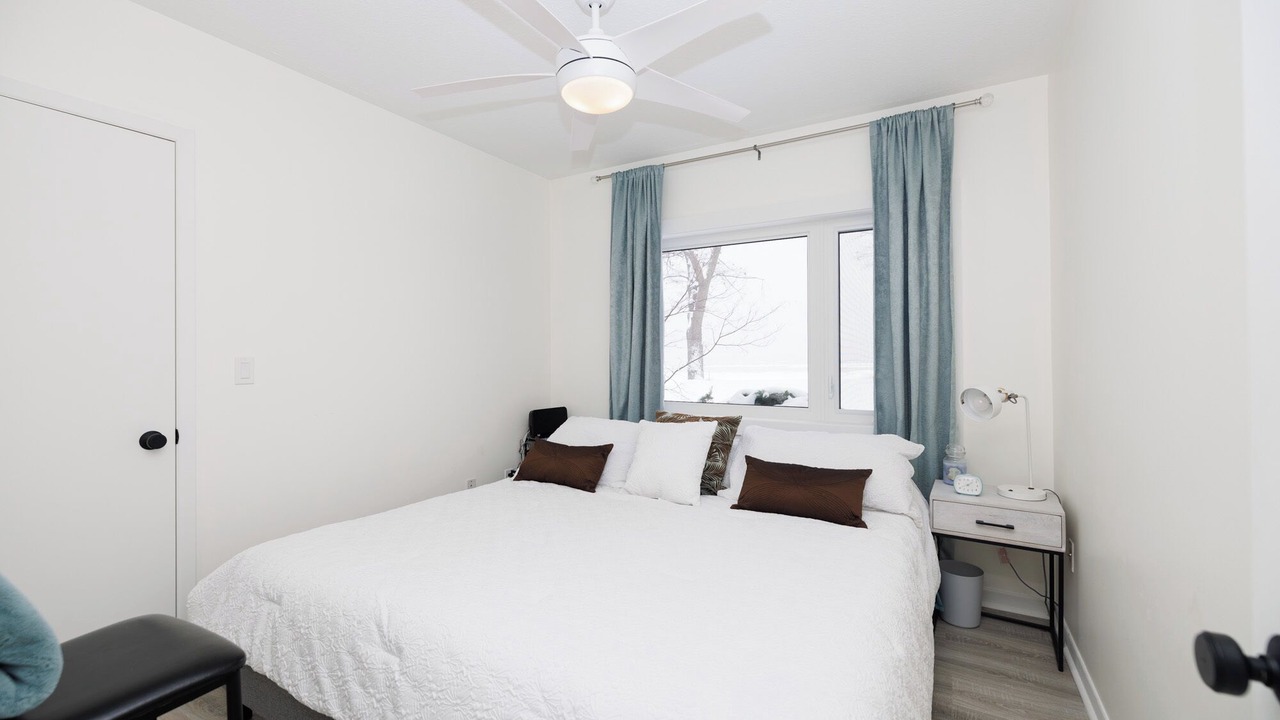 Photo of Bedroom in Port Colborne