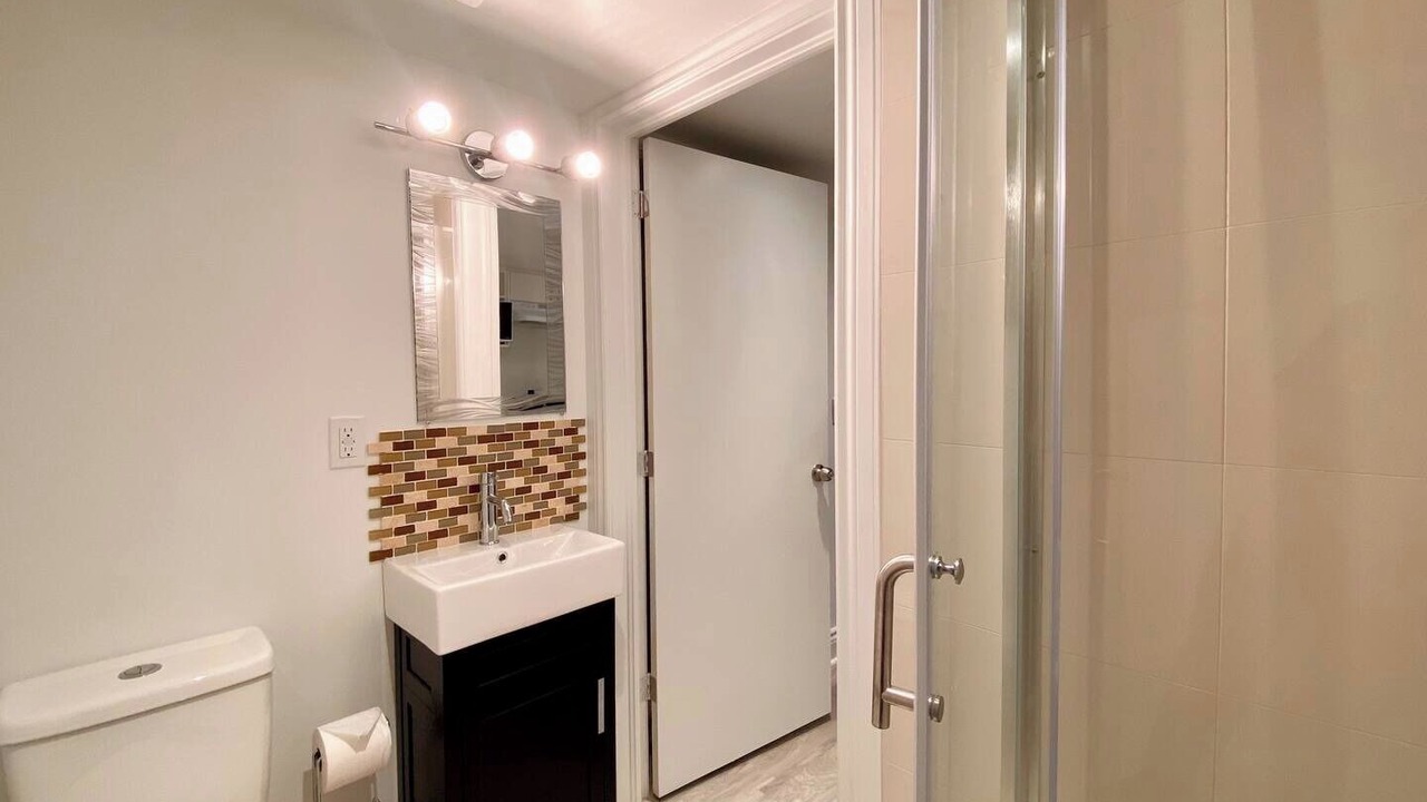 Photo of Bathroom in Clairlea