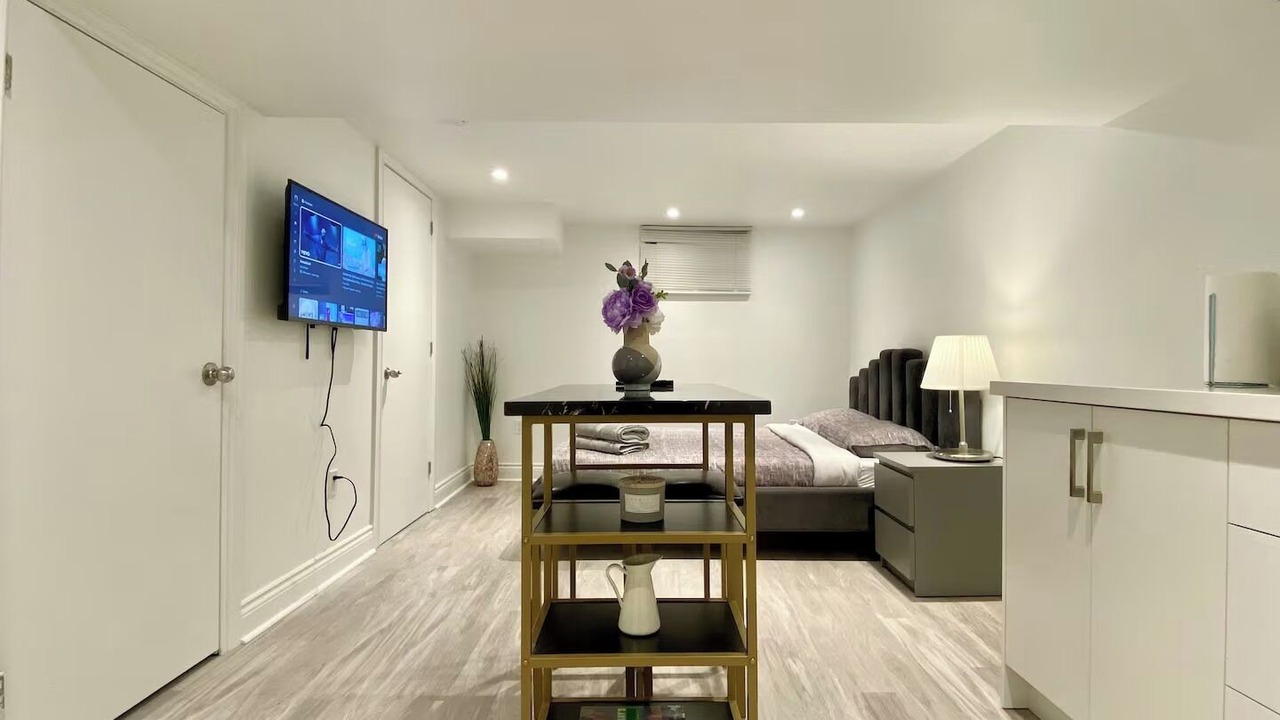 Photo of Livingroom in Clairlea