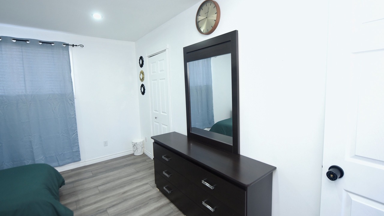 Photo of Bedroom in Inner Harbour