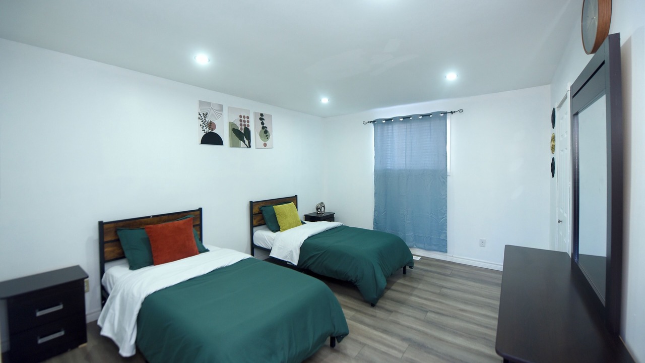 Photo of Bedroom in Inner Harbour