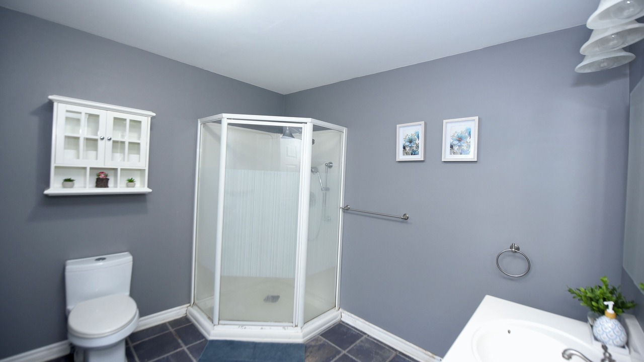 Photo of Bathroom in Inner Harbour
