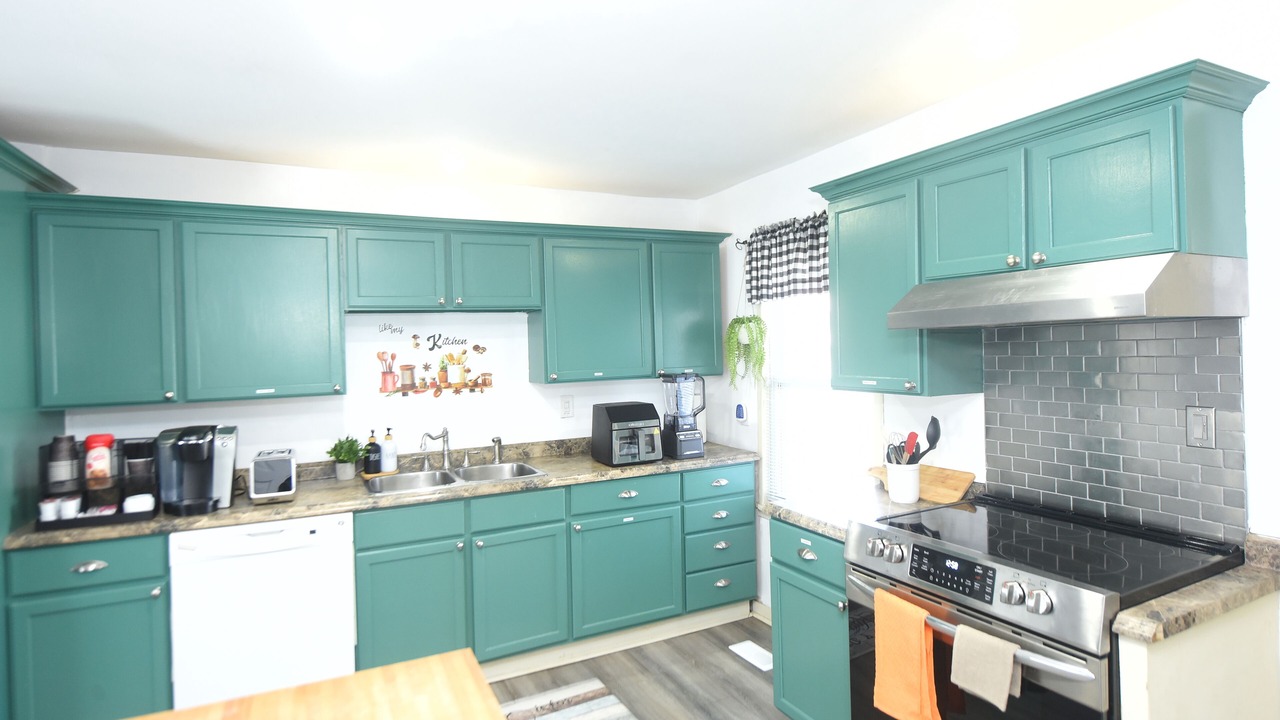 Photo of Kitchen in Inner Harbour