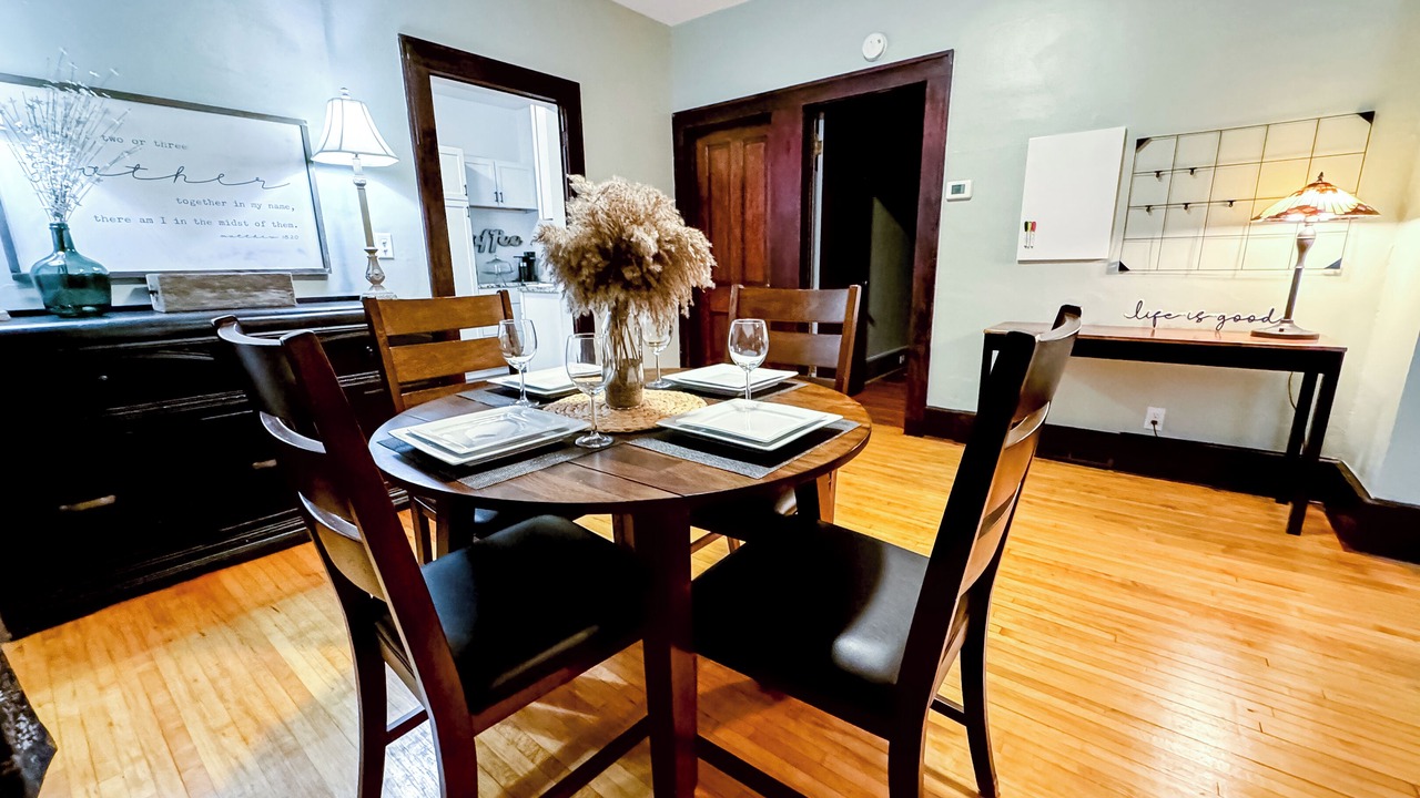 Photo of Livingroom in Detroit Lakes