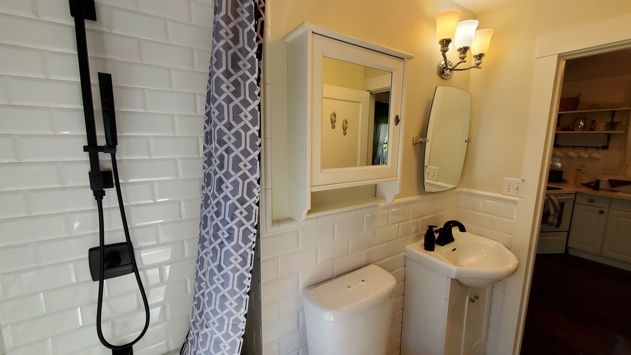 Photo of Bathroom in Crystal Beach