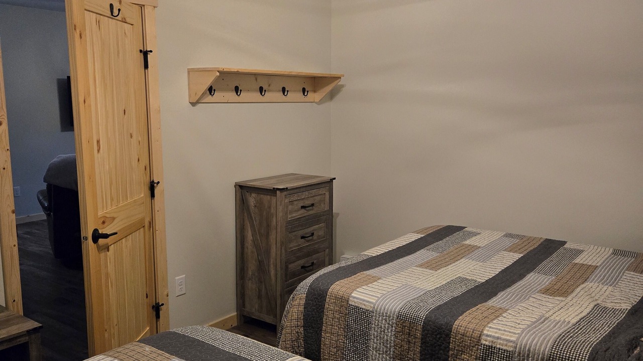 Photo of Bedroom in Longville