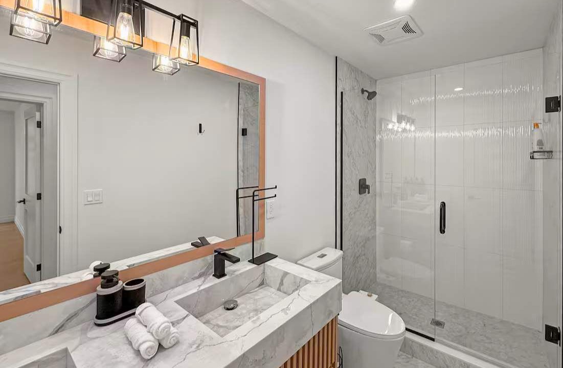 Photo of Bathroom in LaSalle