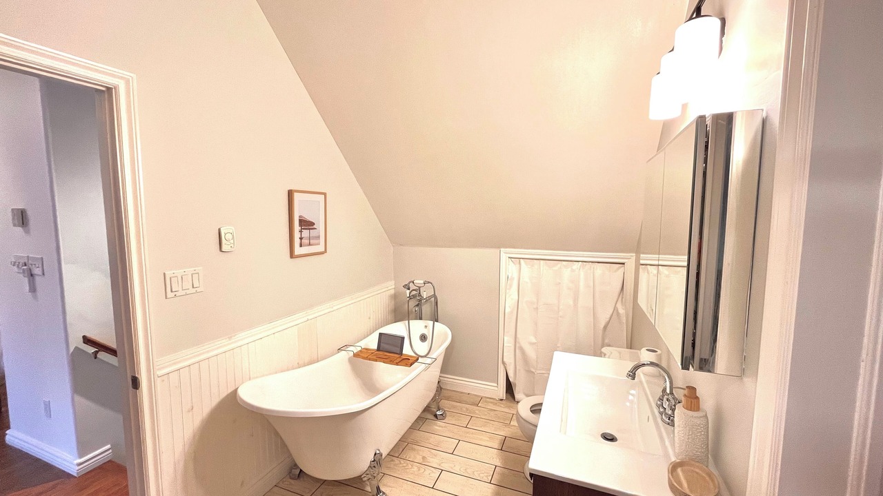 Photo of Bathroom in Ramara