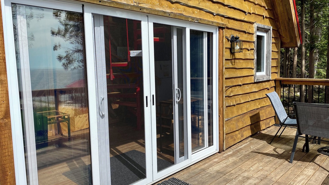 Photo of Patio Balcony in Manitoulin District