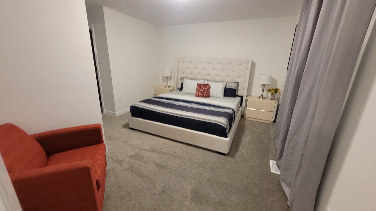 Photo of Bedroom in Ottawa Division