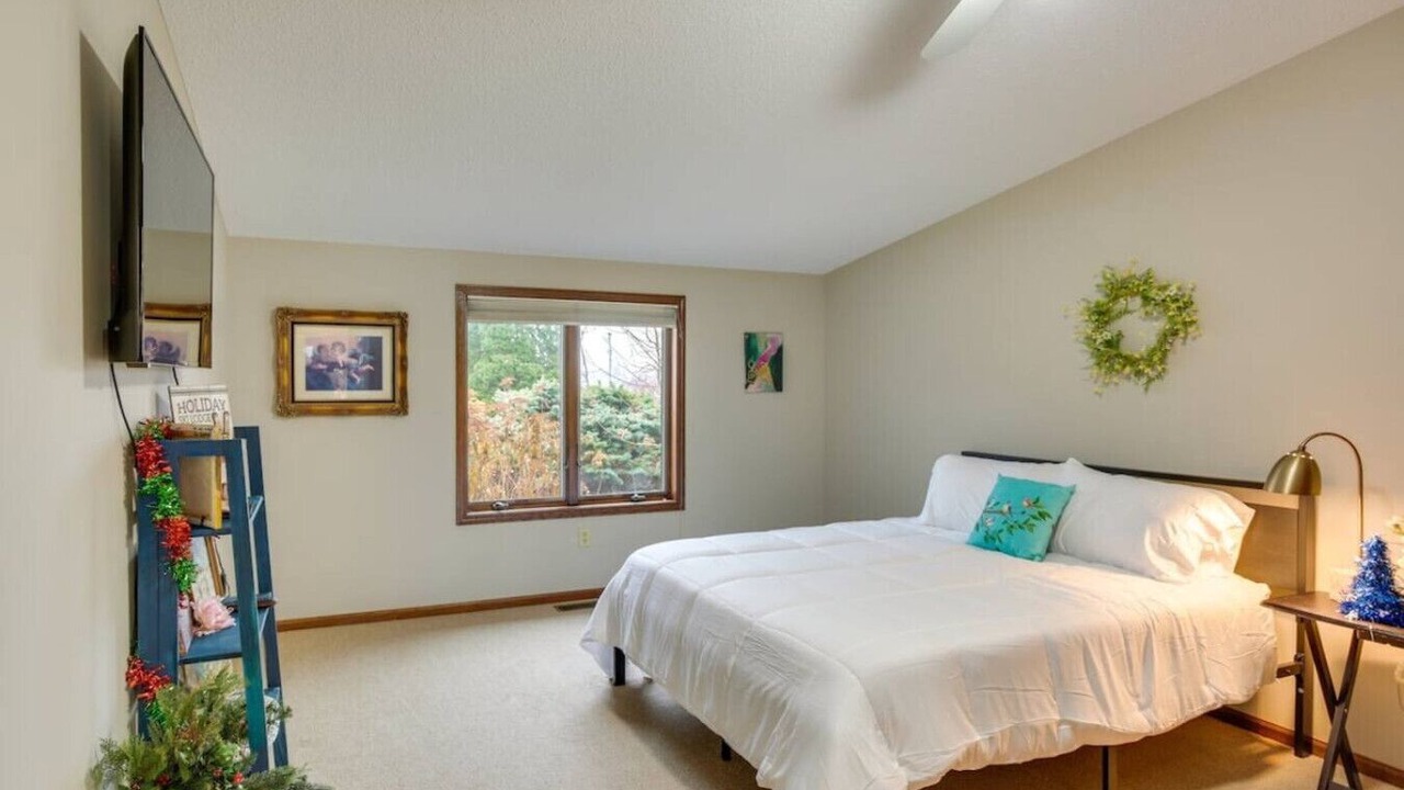 Photo of Bedroom in Howard Lake