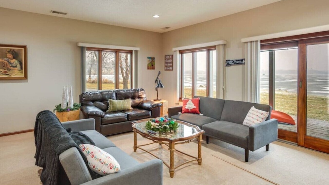Photo of Livingroom in Howard Lake