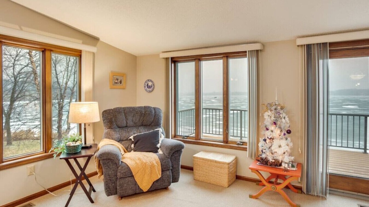 Photo of Livingroom in Howard Lake