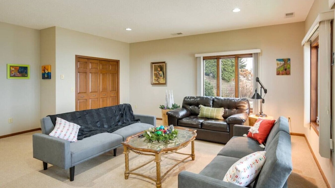 Photo of Livingroom in Howard Lake