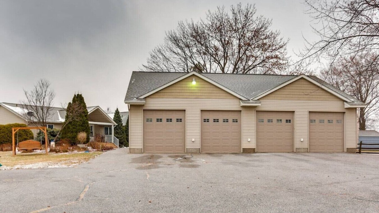 Photo of Outdoor in Howard Lake