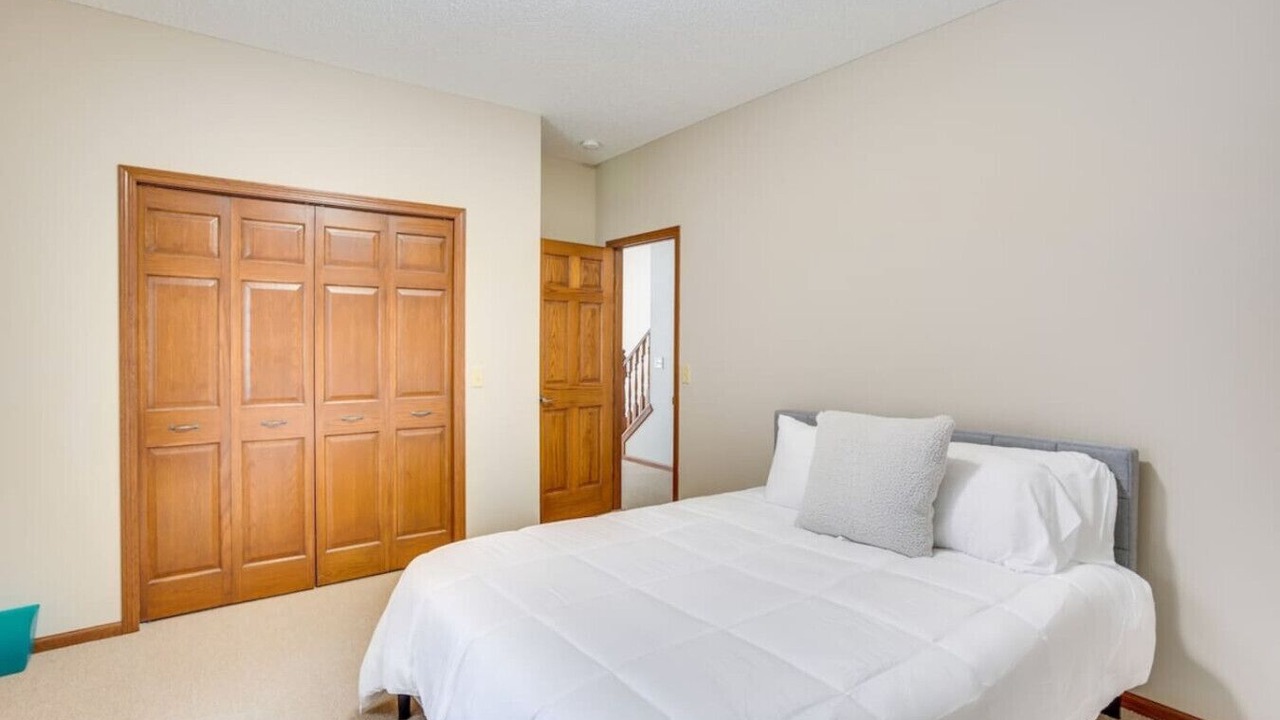 Photo of Bedroom in Howard Lake