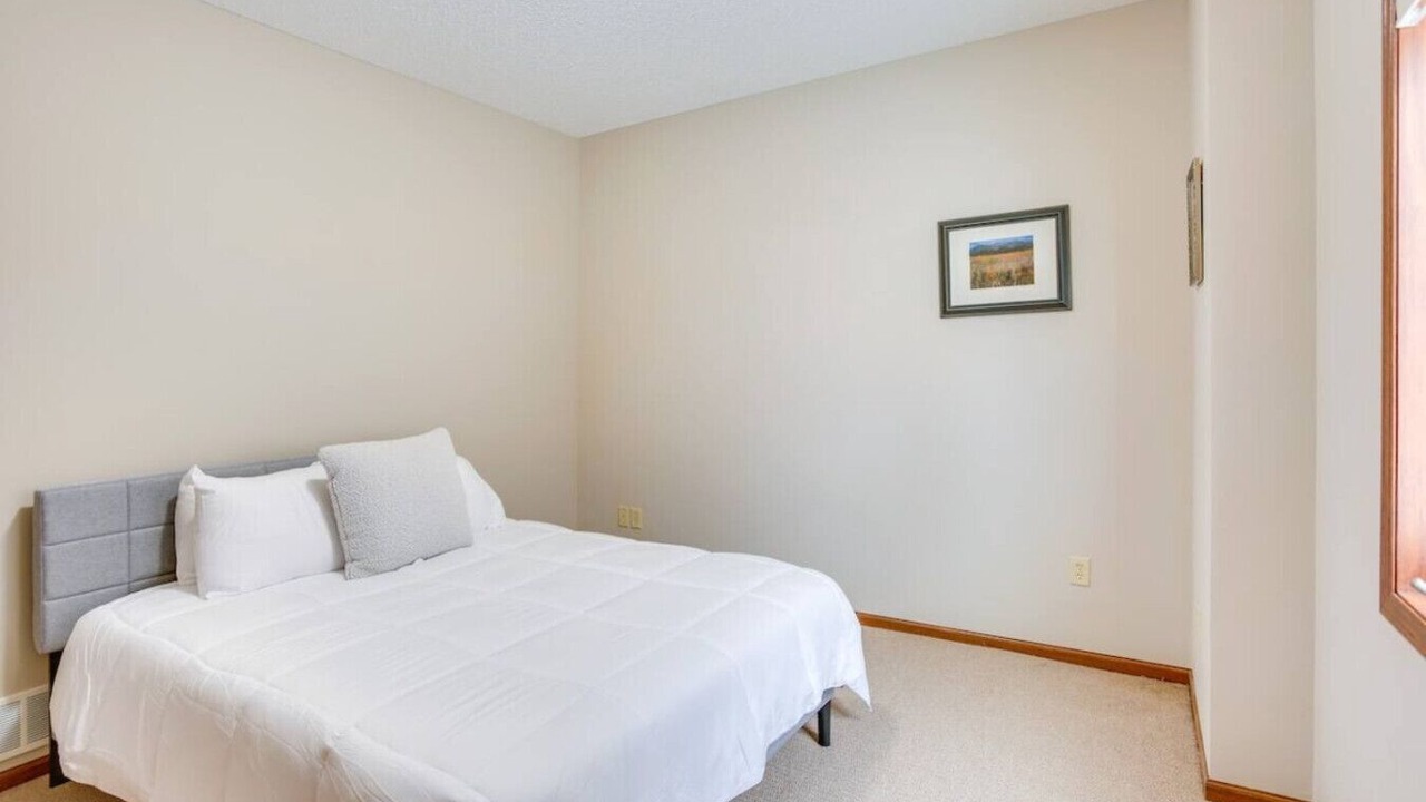 Photo of Bedroom in Howard Lake