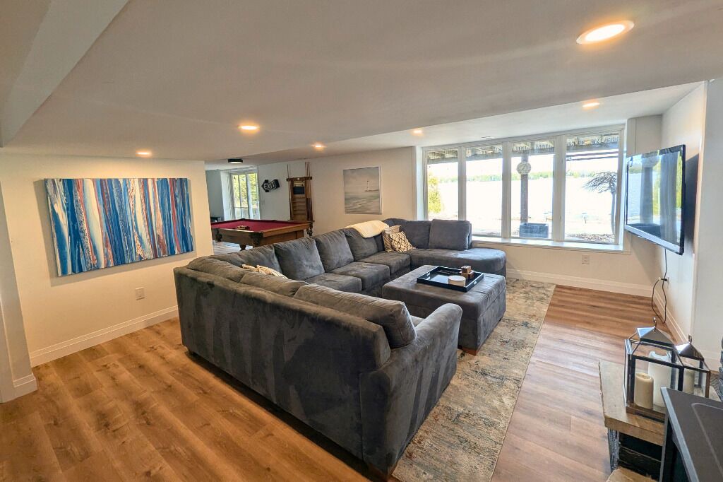 Photo of Livingroom in Erinsville